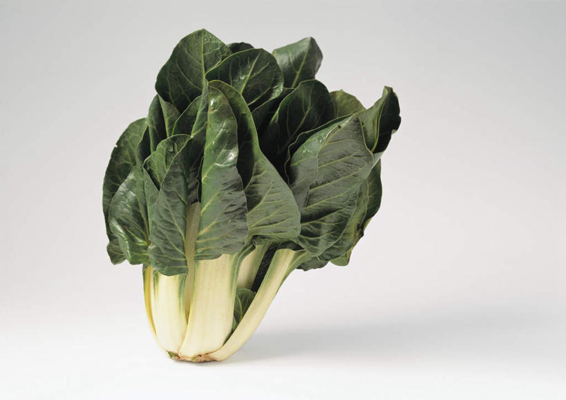 无人,横图,俯视,室内,特写,白天,白色背景,餐桌,桌子,蔬菜,叶子,新鲜,食品,绿叶,食物,一个,绿色,嫩叶,摄影,有机食品,绿色食品,影棚,单个,餐台,牛皮菜,厚皮菜,莙荙菜,叶,叶片,彩图,高角度拍摄,影棚拍摄,拍摄