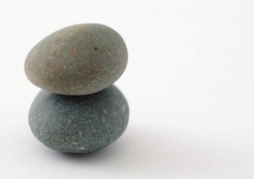 无人,横图,室内,特写,白天,白色背景,正面,石头,美景,餐桌,桌子,静物,一堆,堆叠,堆积,朦胧,模糊,石子,景观,两个,自然,景色,摄影,影棚,餐台,堆,自然风光,石块,岩石,彩图,影棚拍摄,拍摄