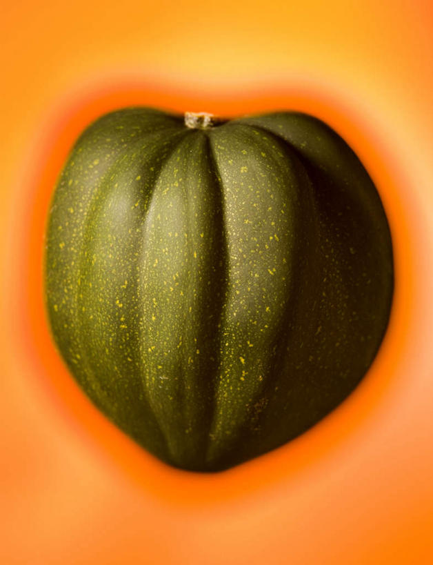 无人,竖图,室内,特写,白天,正面,蔬菜,橙色背景,新鲜,食品,食物,一个,绿色,摄影,有机食品,绿色食品,影棚,单个,笋瓜,北瓜,大洋瓜,东南瓜,彩图,影棚拍摄,拍摄