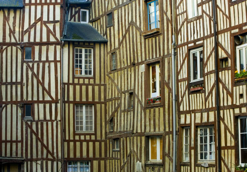 无人,家,横图,室外,白天,正面,度假,美景,植物,窗户,城市风光,城市,法国,欧洲,一排,许多,整齐,盆栽,房屋,屋子,景观,公寓,盆景,娱乐,洋房,楼房,玻璃窗,住宅,排列,绿色,自然,享受,休闲,景色,放松,生长,成长,布列塔尼,队列,法兰西共和国,法兰西第五共和国,布列塔尼地区,阿摩尔滨海省,彩图,房子