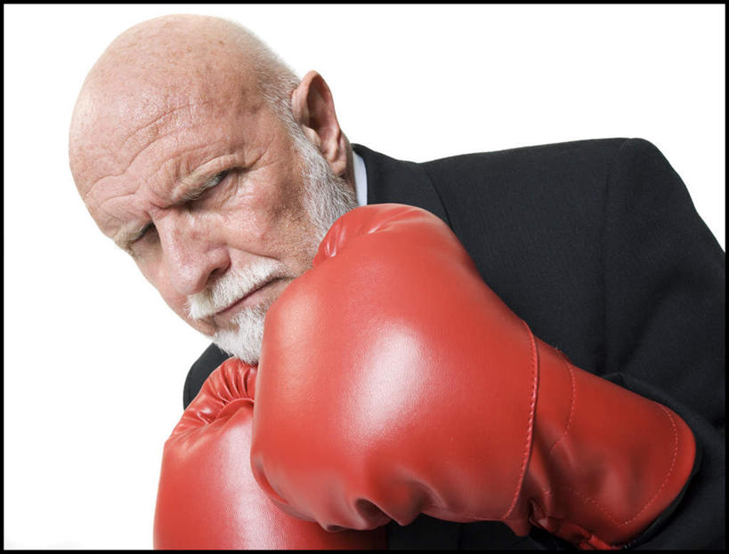 西方人,脸,头,脸颊,胡须,秃头,一个人,商务人士,商务男性,站,横图,室内,特写,白天,白色背景,正面,衬衫,安全,欧洲,欧洲人,仅一个男性,仅一个人,套装,防护,领带,拳击手套,注视,运动器械,肩膀,两个,红色,手套,观察,看,站着,仅一个老年男性,健身器械,击打,摄影,影棚,观看,保护,察看,象征,庄重,关注,保险,商务装,身份,健身器材,工薪阶层,保全,周全,安稳,安定,正式,地位,防护手套,平安,老年男性,男人,男性,白种人,头部,光头,胡子,络腮胡,无发,脸部,脸蛋,面部,白领,上班族,站立,半身,彩图,影棚拍摄,衬衣,拍摄,运动器材