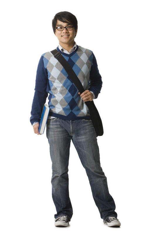 东方人,一个人,学生,站,笑,微笑,露齿笑,竖图,室内,白天,白色背景,正面,毛衣,衬衫,亚洲,仅一个男性,仅一个人,一副,握,服装,包,书包,眼镜,注视,休闲装,黄种人,仅一个年轻男性,一个,衣服,背包,观察,看,站着,休闲,休闲服,握着,摄影,服饰,影棚,单个,观看,单肩包,察看,关注,线衫,近视眼镜,男人,男性,年轻男性,亚洲人,站立,彩图,全身,影棚拍摄,衬衣,绒衣,套衫,套头毛衣,线衣,拍摄