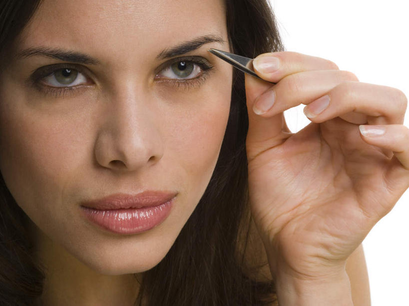 西方人,眼睛,眉毛,睫毛,一个人,横图,室内,特写,白天,白色背景,正面,化妆,美容,时尚,金属制品,欧洲,欧洲人,瞳孔,仅一个女性,仅一个人,护肤,握,金属,拿,拿着,注视,一个,观察,看,仅一个中年女性,保养,享受,休闲,放松,握着,保健,眼部,摄影,影棚,单个,观看,察看,美容工具,关注,养颜,化妆工具,眉毛钳,女人,女性,中年女性,白种人,睫,眉,眼,眼睫毛,眼眉,半身,彩图,影棚拍摄,拍摄,眼眉毛