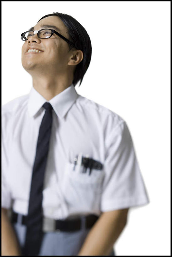 东方人,一个人,站,笑,微笑,露齿笑,竖图,室内,白天,白色背景,正面,制服,亚洲,仅一个男性,仅一个人,服装,笔,眼镜,办公用品,领带,注视,黄种人,腰带,水笔,文具,仅一个年轻男性,衣服,学习用品,观察,看,站着,校服,摄影,服饰,影棚,观看,皮带,文具用品,察看,象征,衣着,庄重,穿着,关注,身份,近视眼镜,配饰,学生服,正式,地位,裤带,衣饰,男人,男性,年轻男性,亚洲人,抬头,仰头,站立,半身,彩图,影棚拍摄,拍摄