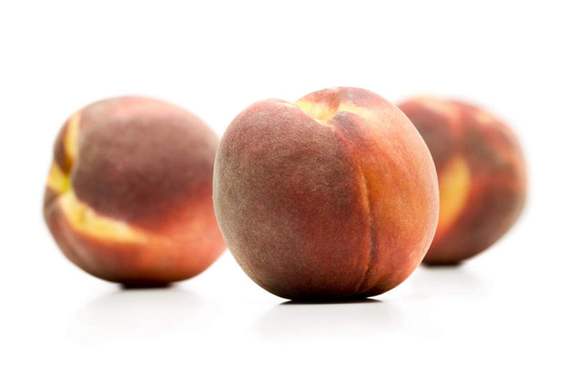 无人,横图,室内,特写,白天,白色背景,正面,桃子,水果,阴影,新鲜,反射,影子,生食,食品,果实,食物,三个,红色,摄影,有机食品,绿色食品,影棚,肺果,彩图,影棚拍摄,拍摄