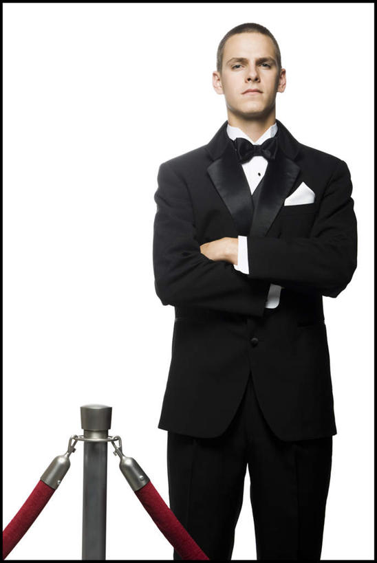 西方人,一个人,警卫,栏杆,站,双手交叉,竖图,室内,白天,白色背景,正面,衬衫,西装,欧洲,欧洲人,仅一个男性,仅一个人,套装,正装,围栏,领带,注视,职业装,护栏,仅一个年轻男性,观察,看,站着,摄影,影棚,观看,察看,双手抱胸,关注,保镖,保镳,男人,男性,年轻男性,白种人,站立,半身,彩图,影棚拍摄,衬衣,拍摄,挂绳礼宾杆,栏杆柱,礼宾带,礼宾杆,礼宾杆围栏,礼宾栏,礼宾绳,礼宾柱