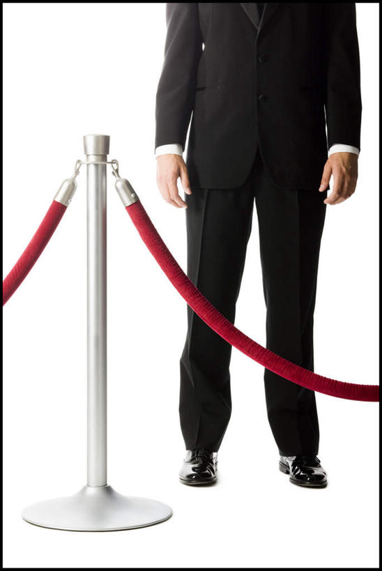 西方人,一个人,警卫,栏杆,站,竖图,室内,白天,白色背景,正面,衬衫,西装,欧洲,欧洲人,仅一个男性,仅一个人,套装,正装,围栏,领带,职业装,护栏,仅一个年轻男性,站着,摄影,影棚,保镖,保镳,男人,男性,年轻男性,白种人,站立,半身,彩图,影棚拍摄,衬衣,拍摄,挂绳礼宾杆,栏杆柱,礼宾带,礼宾杆,礼宾杆围栏,礼宾栏,礼宾绳,礼宾柱