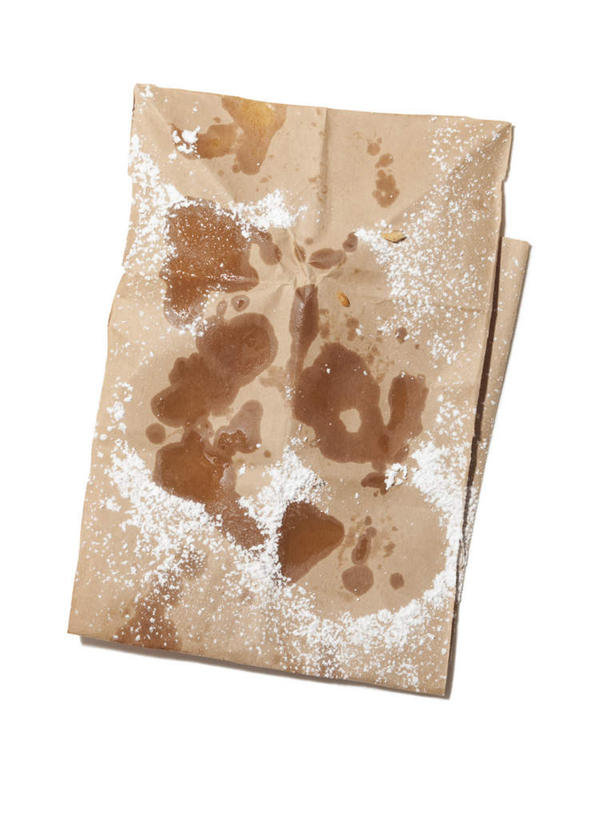 无人,竖图,俯视,室内,特写,白天,白色背景,阴影,反射,包装,包装纸,影子,纸,调料,糖,纸张,调味品,调味料,摄影,影棚,包装材料,牛皮纸,彩图,高角度拍摄,影棚拍摄,拍摄