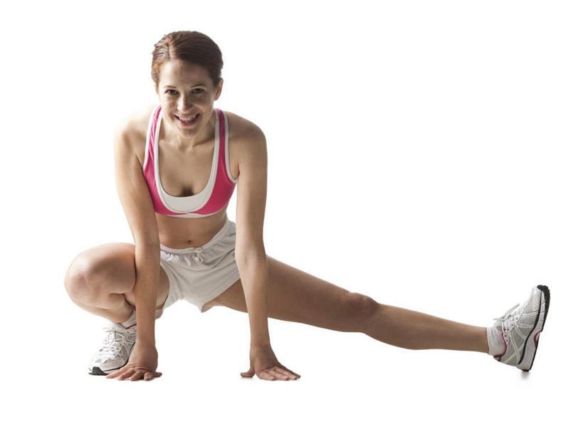 西方人,一个人,蹲,笑,微笑,露齿笑,横图,室内,白天,白色背景,正面,运动服,锻炼,运动,欧洲,欧洲人,仅一个年轻女性,仅一个女性,仅一个人,撑,服装,注视,裸露,衣服,白色,观察,看,弓步,摄影,服饰,影棚,观看,察看,撑着,衣着,穿着,关注,裸,衣饰,体育,年轻女性,女人,女性,白种人,蹲着,彩图,全身,影棚拍摄,健身,拍摄,运动装