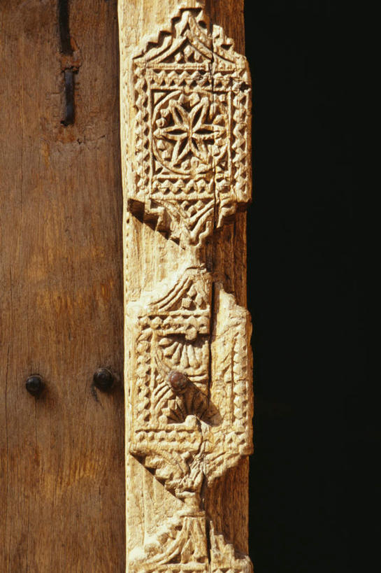 无人,竖图,室外,特写,白天,正面,旅游,度假,石头,名胜古迹,标志建筑,地标,建筑,雕塑,阿曼,亚洲,阴影,遗迹,艺术,装饰,光线,雕刻,雕像,石子,影子,首都,古迹,文物,娱乐,建设,古建筑,阳光,工艺品,享受,休闲,旅游胜地,放松,纪念,美术,主题,西亚,陈列,古文明,功能,美学,阿曼苏丹国,马斯喀特,马斯喀图,马斯卡德,米卡斯,石块,岩石,彩图