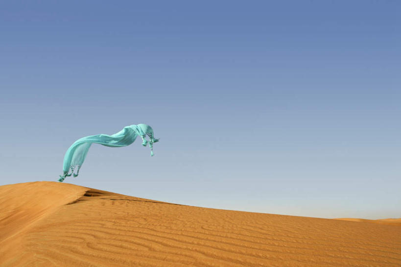 无人,横图,室外,白天,正面,旅游,度假,美景,沙漠,船,阿联酋,亚洲,阴影,光线,影子,景观,沙丘,娱乐,蓝色,蓝天,天空,阳光,自然,交通工具,天,享受,休闲,景色,放松,晴朗,自然风光,载具,西亚,气垫船,阿拉伯联合酋长国,迪拜,万里无云,杜拜,大漠,砂漠,晴空,晴空万里,彩图