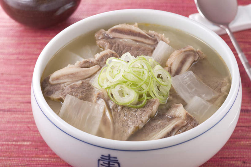 无人,横图,俯视,室内,特写,白天,烹饪,蔬菜,餐具,新鲜,葱,青葱,肉,汤,牛肉,料理,食品,韩式,菜肴,美食,肉类,食物,碗,摄影,佳肴,有机食品,绿色食品,影棚,韩国料理,肉食,韩式料理,进餐用具,烹调用具,彩图,高角度拍摄,影棚拍摄,拍摄