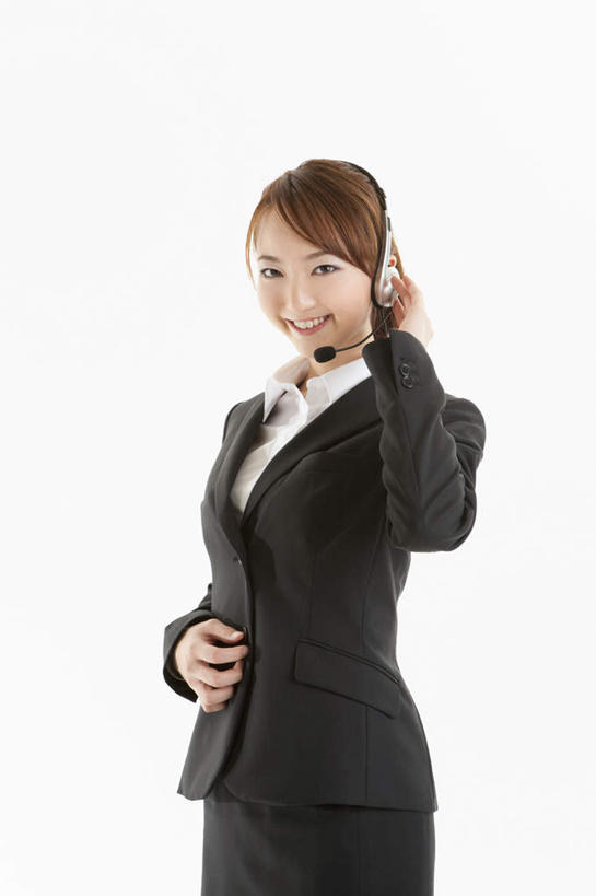 东方人,一个人,商务人士,商务女性,站,笑,微笑,露齿笑,竖图,室内,白天,白色背景,正面,客服,亚洲,仅一个年轻女性,仅一个女性,仅一个人,套装,材料,档案,文件,注视,黄种人,资料,观察,看,站着,服务,摄影,影棚,观看,察看,关注,文档,商务装,工薪阶层,客服人员,服务型行业,年轻女性,女人,女性,亚洲人,白领,上班族,站立,半身,彩图,影棚拍摄,拍摄