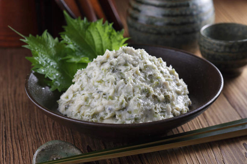 清酒,芥末,无人,餐厅,竖图,俯视,室内,特写,白天,烹饪,餐桌,筷子,桌子,蔬菜,杯子,餐具,叶子,新鲜,碟子,盘,日本料理,料理,食品,绿叶,筷架,酱菜,筷枕,竹扁,文化,传统,菜肴,美食,酒,食物,盘子,酒杯,碟,碗,日式料理,日式,嫩叶,佳肴,有机食品,绿色食品,竹编,餐台,清酒杯,礼节,筷子架,礼仪,叶,叶片,进餐用具,烹调用具,彩图,高角度拍摄,餐馆,饭店,饭馆