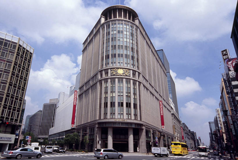 无人,高楼大厦,商店,横图,室外,白天,仰视,购物,旅游,度假,消费,标志建筑,超市,大厦,道路,地标,建筑,路,摩天大楼,人行横道,商场,公路,公共汽车,东京,日本,亚洲,阴影,光线,影子,云,云朵,人行道,巴士,公交车,交通,中央区,云彩,娱乐,建设,车,蓝色,白云,蓝天,天空,阳光,交通工具,轿车,天,享受,休闲,旅游胜地,放松,金融,百货,晴朗,载具,人行横道线,选购,贸易,百货公司,东亚,本州,关东地方,本州岛,日本国,东京都,血拼,日本桥,晴空,斑马线,马路,彩图,低角度拍摄,大楼,高层建筑,高楼,购物商场,购物中心,摩天楼,商业中心,三越百货