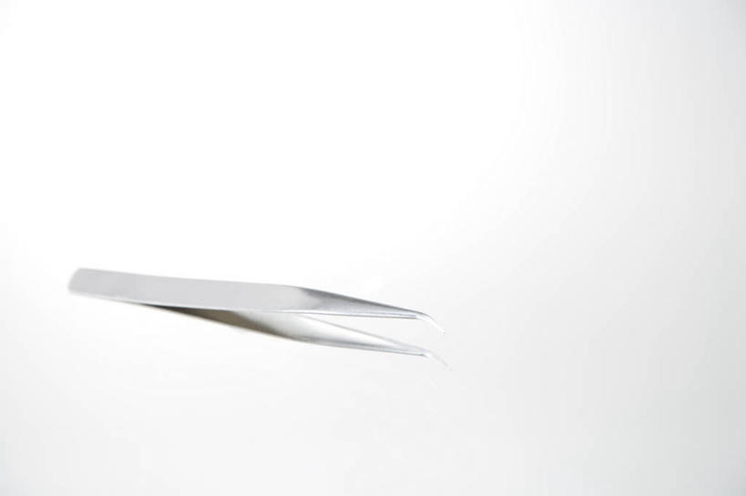 婴儿,儿童,无人,横图,室内,特写,白天,白色背景,正面,纯洁,静物,金属制品,金属,工具,镊子,一个,小孩,可爱,摄影,活泼,影棚,单个,宝宝,纯真,烂漫,无邪,伶俐,天真,孩子,彩图,影棚拍摄,拍摄