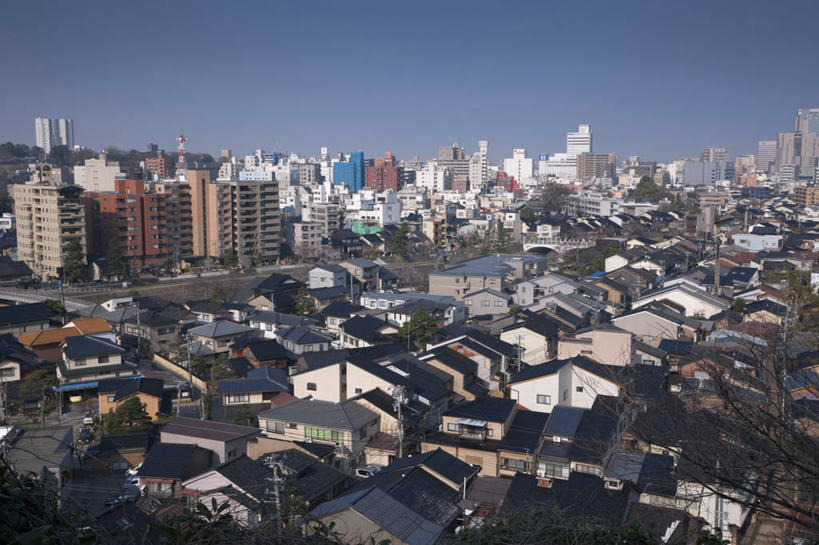 无人,家,高楼大厦,横图,全景,俯视,航拍,室外,白天,度假,美景,天际线,植物,城市风光,城市,大厦,建筑,摩天大楼,日本,亚洲,阴影,光线,影子,房屋,屋子,景观,公寓,娱乐,建设,洋房,楼房,住宅,树,树木,蓝色,绿色,蓝天,天空,阳光,自然,天,享受,休闲,景色,放松,生长,晴朗,成长,鸟瞰,东亚,本州,万里无云,本州岛,日本国,金沢,金沢市,石川,石川县,中部地方,县厅,晴空,晴空万里,彩图,高角度拍摄,房子,大楼,高层建筑,高楼,摩天楼