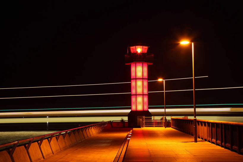 无人,横图,室外,夜晚,正面,旅游,度假,安全,标志建筑,道路,地标,建筑,路灯,照明,日本,亚洲,阴影,光线,信息,影子,灯光,防护,灯塔,交通,方向,娱乐,建设,灯,享受,休闲,旅游胜地,放松,引导,指引,保护,照亮,照明设备,保险,东亚,防波堤,高松市,日本国,保全,周全,安稳,安定,四国地方,四国,四国岛,县厅,香川,香川县,航标,平安,彩图,破浪堤,高松,导航