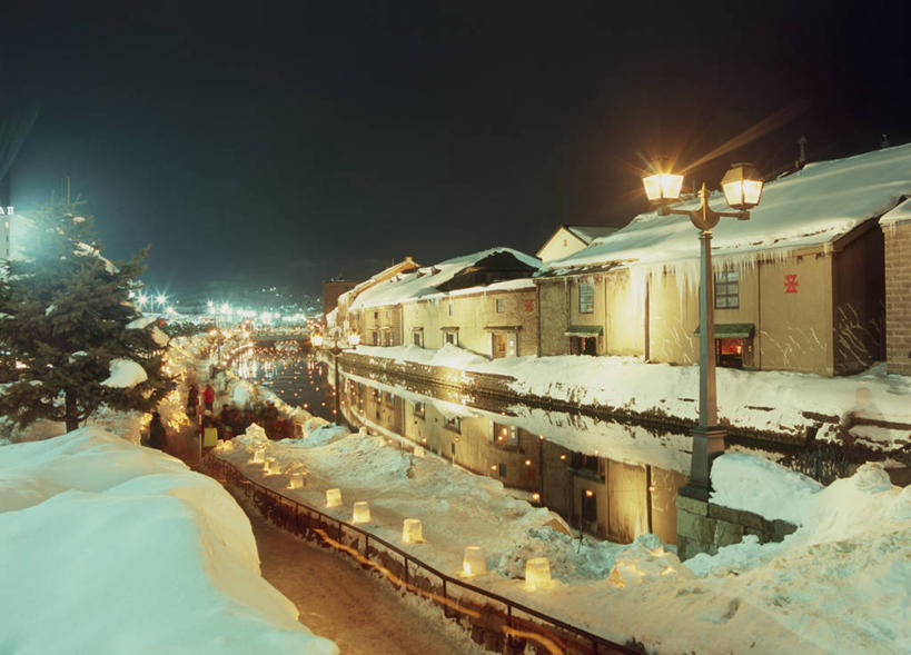 无人,家,横图,室外,夜晚,正面,旅游,度假,河流,水,雪,植物,大雪,标志建筑,地标,建筑,路灯,照明,北海道,日本,亚洲,阴影,波纹,光线,影子,房屋,屋子,河水,积雪,水流,雪景,冬季,冬天,灯光,涟漪,仓库,娱乐,建设,楼房,住宅,灯,树,树木,绿色,倒影,水纹,自然,波浪,享受,休闲,旅游胜地,放松,寒冷,生长,成长,照亮,倒映,照明设备,东亚,日本国,水晕,北海道地方,北海道岛,小樽市,严寒,小樽运河,小樽,反照,彩图,房子