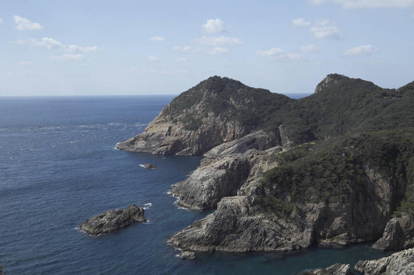 无人,横图,室外,白天,正面,旅游,度假,海浪,海洋,礁石,石头,美景,山,山脉,日本,亚洲,阴影,光线,石子,影子,景观,浪花,山峰,水平线,云,云朵,辽阔,海平线,山峦,云彩,娱乐,蓝色,白云,蓝天,天空,阳光,自然,海水,群山,天,享受,休闲,广阔,景色,放松,晴朗,一望无际,自然风光,海景,东亚,高知,日本国,高知县,四国地方,四国,四国岛,无边无际,一马平川,大海,风浪,海,海水的波动,礁,近岸浪,石块,岩石,涌浪,晴空,彩图,土佐清水市,水天相接,水天一线