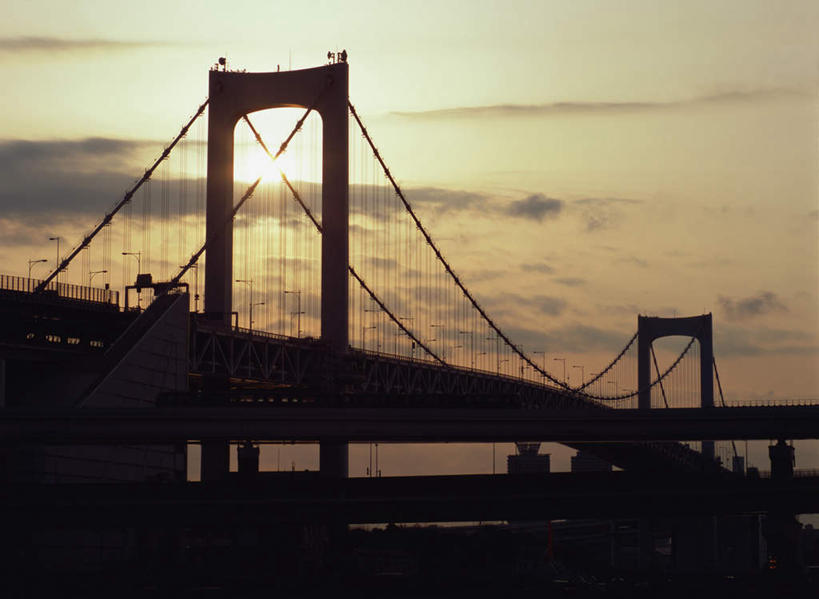 无人,高楼大厦,横图,室外,白天,正面,度假,海浪,海洋,美景,日落,城市风光,城市,大桥,大厦,建筑,立交桥,摩天大楼,桥梁,美国,阴影,波纹,光线,影子,景观,浪花,晚霞,霞光,云,云朵,落日,高架,纪念碑,斜拉桥,桥,涟漪,背光,云彩,娱乐,白云,倒影,水纹,阳光,海水,黄昏,楼宇,波浪,享受,休闲,景色,彩霞,放松,倒映,北美,北美洲,犹他州,美洲,逆光,海景,水晕,北亚美利加洲,亚美利加洲,犹他,蜂窝之州,蜂房州,彩虹桥国家纪念碑,彩虹桥纪念碑,夕照,反照,大海,风浪,海,海水的波动,近岸浪,涌浪,夕阳,彩图,大楼,高层建筑,高楼,摩天楼,斜阳