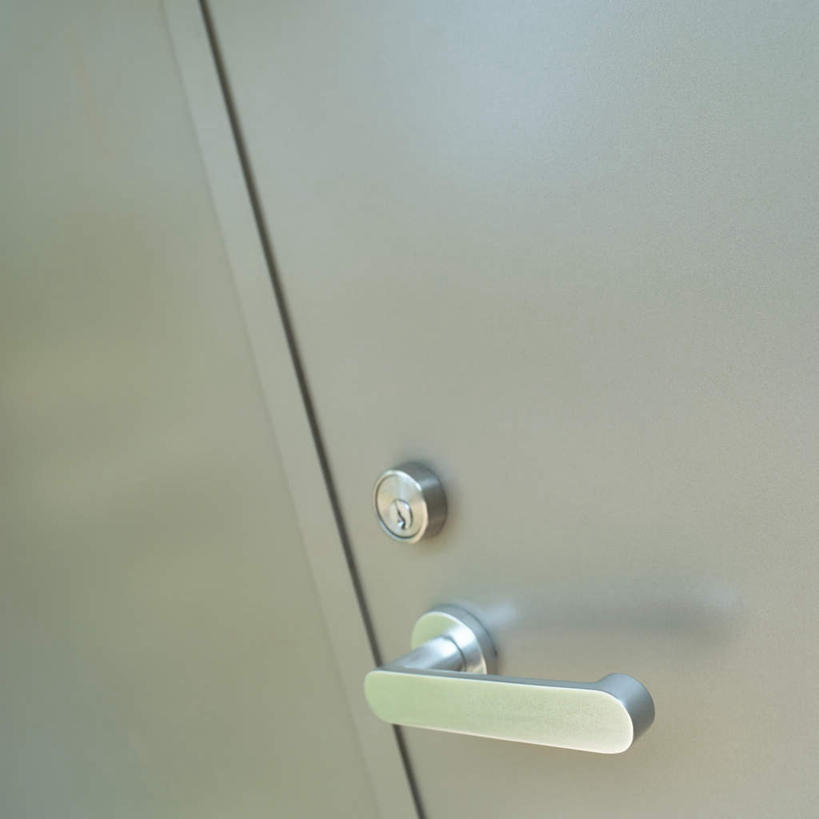 无人,方图,俯视,室内,特写,白天,安全,门,金属,防护,锁,门把手,保护,保险,私密,锁眼,保全,周全,安稳,安定,防盗,平安,彩图,高角度拍摄