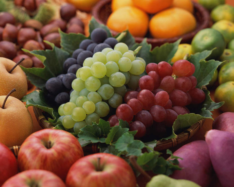 无人,交叉,横图,俯视,室内,特写,白天,竹子,苹果,柑橘,梨,葡萄,柿子,水果,阴影,竹制,新鲜,编织,光线,篮子,影子,栗子,生食,食品,果实,食物,竹篮,香梨,摄影,有机食品,绿色食品,影棚,竹条,交织,竹制品,紫薯,穿插,生梨,山葫芦,蒲桃,橘子,桔子,橙子,橙,草龙珠,甘薯,彩图,高角度拍摄,影棚拍摄,拍摄