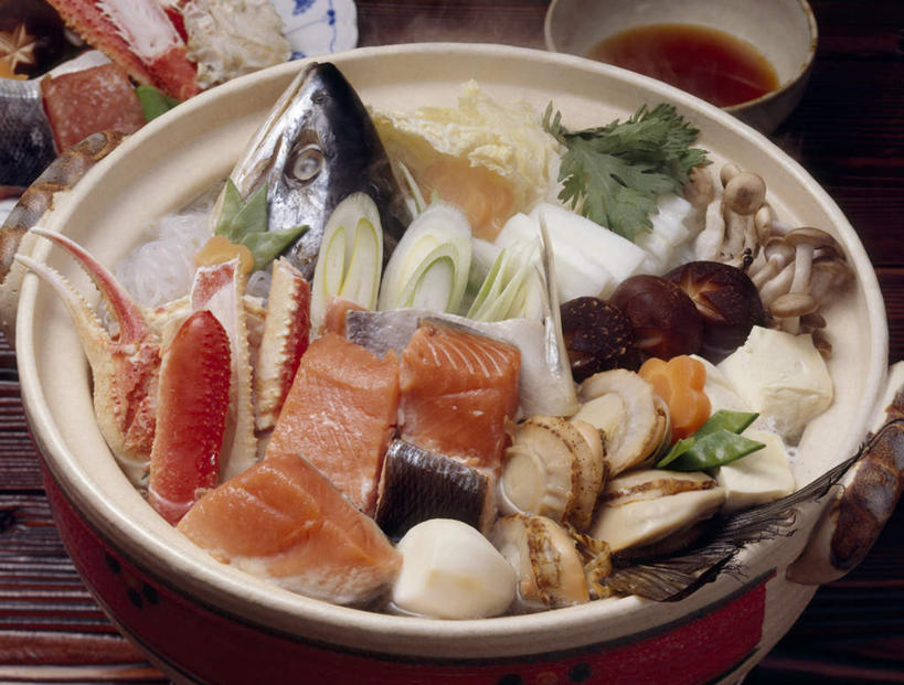 海鲜,无人,横图,俯视,室内,特写,白天,烹饪,桌面,桌子,蔬菜,洋葱,餐具,阴影,新鲜,光线,木制,砂锅,影子,菌菇,蘑菇,肉,鱼肉,日本料理,料理,食品,切块,菌类,蛤蜊,火锅,水产,沙锅,菜肴,美食,肉类,海洋生物,食物,木制品,日式料理,日式,食用菌,蛤,佳肴,有机食品,绿色食品,水生动物,海产品,水生物,肉食,海底动物,蛤仔,暖锅,进餐用具,烹调用具,圆葱,洋葱头,球葱,彩图,高角度拍摄