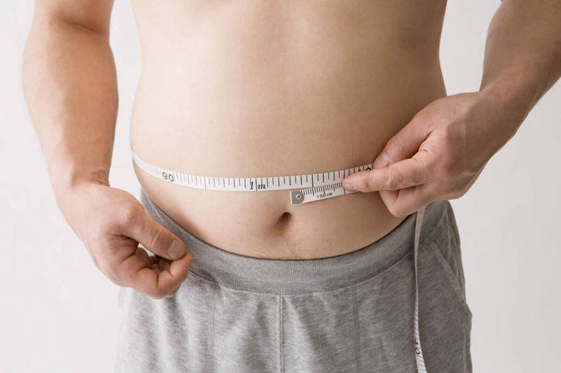 东方人,一个人,站,横图,室内,白天,白色背景,正面,装修,建筑,亚洲,仅一个男性,仅一个人,阴影,服装,光线,测量,皮尺,影子,刻度,拿,拿着,注视,休闲装,黄种人,仅一个年轻男性,衣服,尺,软尺,观察,看,站着,休闲,休闲服,摄影,服饰,影棚,观看,测量工具,尺子,减肥,察看,养身,关注,量具,量仪,塑料卷尺,纤维尺,纤维圆尺,圆尺,男人,男性,年轻男性,亚洲人,站立,半身,彩图,影棚拍摄,健身,拍摄