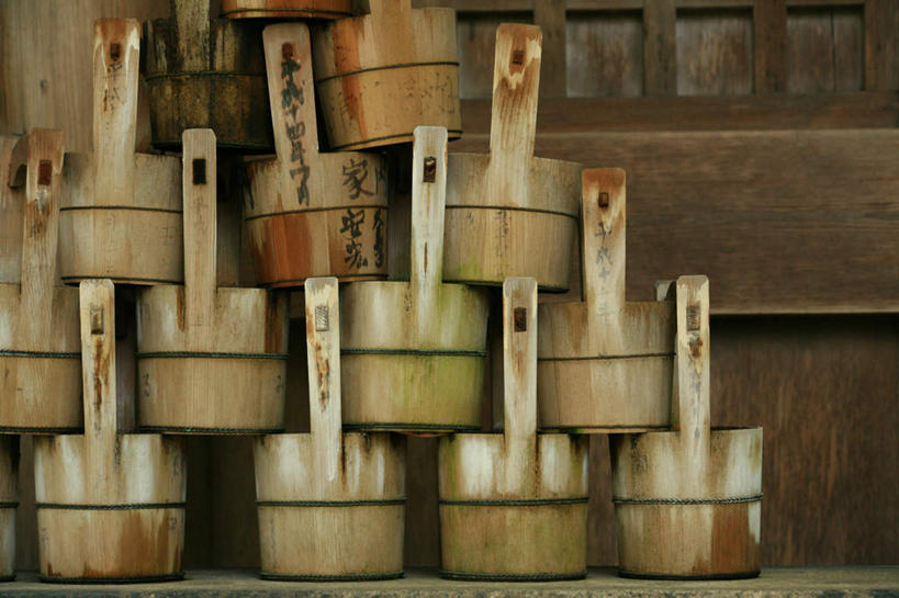 无人,横图,室外,白天,正面,度假,美景,城市风光,城市,指示牌,日本,亚洲,一堆,堆叠,堆积,木制,标志,桶,文字,墙,景观,娱乐,标识,墙壁,墙面,木制品,容器,享受,休闲,景色,放松,储藏,堆,储存,东亚,本州,本州岛,日本国,中部地方,岐阜,岐阜县,彩图,贮存