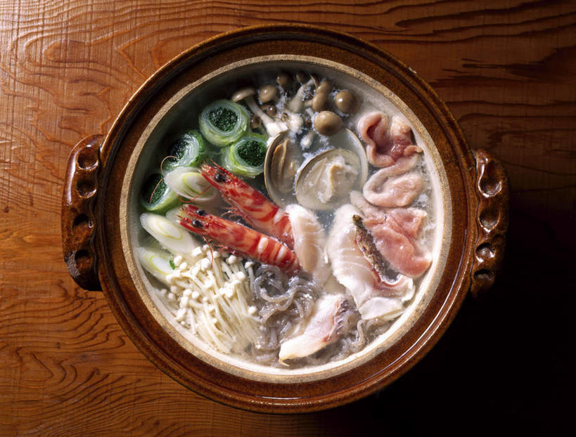 海鲜,无人,横图,俯视,室内,特写,白天,烹饪,雾,蔬菜,餐具,一堆,许多,堆叠,堆积,沸腾,新鲜,蒸汽,砂锅,金针菇,韭菜,菌菇,虾,日本料理,料理,食品,水蒸气,菌类,火锅,水产,菜肴,美食,食物,日式料理,日式,食用菌,佳肴,有机食品,绿色食品,堆,海产品,起阳草,蒸发,韭,山韭,长生韭,滑子菇,进餐用具,烹调用具,彩图,高角度拍摄