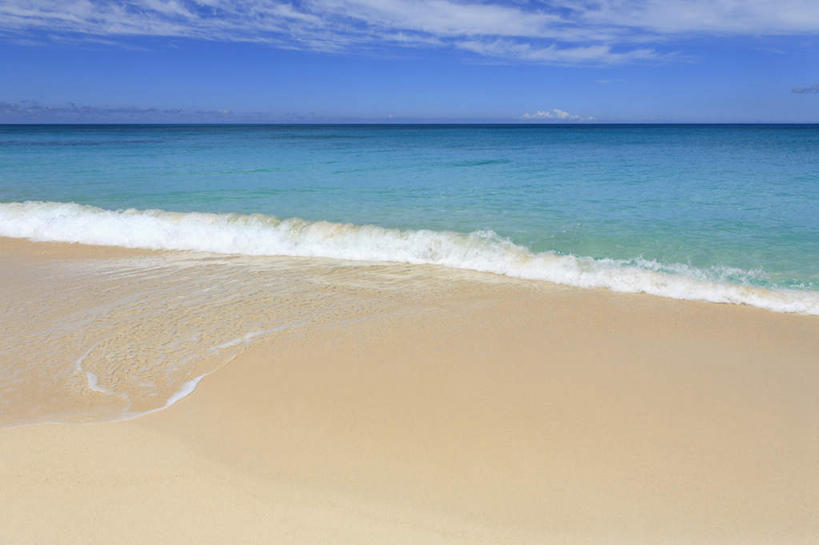 无人,横图,室外,白天,正面,旅游,度假,海浪,海洋,美景,沙滩,日本,亚洲,沙子,海岸,景观,浪花,水平线,云,云朵,辽阔,海平线,沙地,云彩,娱乐,冲绳,蓝色,白云,蓝天,天空,自然,海水,天,享受,休闲,广阔,景色,放松,一望无际,冲绳县,自然风光,海景,东亚,琉球群岛,日本国,九州地方,无边无际,一马平川,冲绳群岛,大海,风浪,海,海水的波动,海滩,近岸浪,涌浪,彩图,水天相接,水天一线