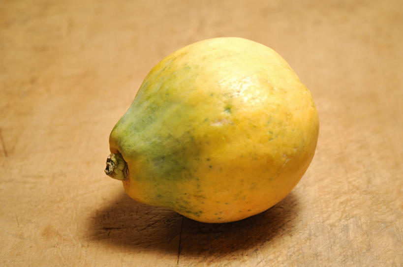 无人,横图,俯视,室内,特写,白天,木瓜,水果,新鲜,生食,食品,果实,食物,一个,摄影,有机食品,绿色食品,影棚,单个,万寿果,番木瓜,彩图,高角度拍摄,影棚拍摄,拍摄