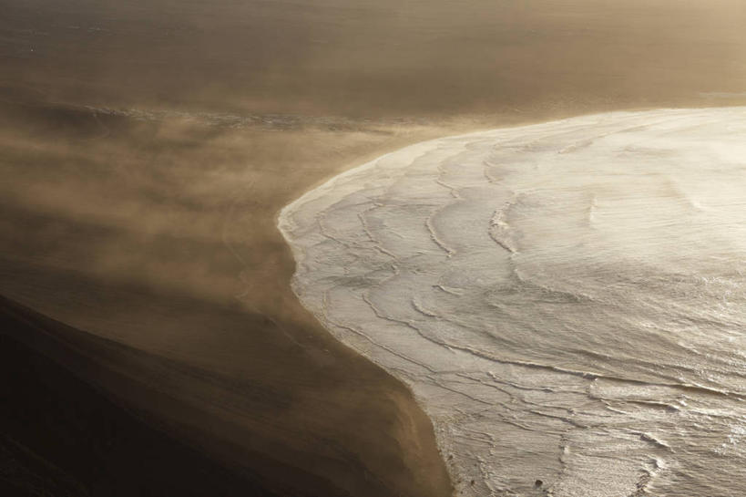 无人,横图,俯视,室外,白天,旅游,度假,海浪,海洋,美景,沙滩,西班牙,欧洲,中国,亚洲,朦胧,模糊,沙子,海岸,景观,浪花,沙地,娱乐,浙江,古镇,浙江省,自然,海水,享受,休闲,景色,放松,加纳利群岛,南欧,自然风光,加那利群岛,海景,东亚,西塘,中华人民共和国,华东地区,浙,西班牙王国,嘉兴,嘉兴市,兰萨罗特岛,西塘古镇,西塘镇,大海,风浪,海,海水的波动,海滩,近岸浪,涌浪,彩图,高角度拍摄