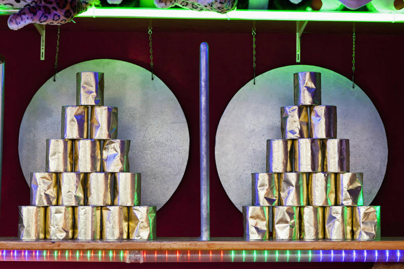 无人,横图,室外,白天,正面,度假,游戏,美景,城市风光,城市,金属制品,德国,欧洲,一排,许多,节日,庆祝,整齐,金属,包装,罐子,景观,很多,玩,文化,娱乐,慕尼黑,饮料,排列,容器,啤酒节,庆典,享受,休闲,景色,放松,易拉罐,活动,纪念,堆,西欧,队列,发泄,消遣,智力,德意志联邦共和国,首府,宣泄,巴伐利亚,巴伐利亚州,拜恩州,拜恩自由州,慕尼黑啤酒节,玩耍,嬉戏,彩图