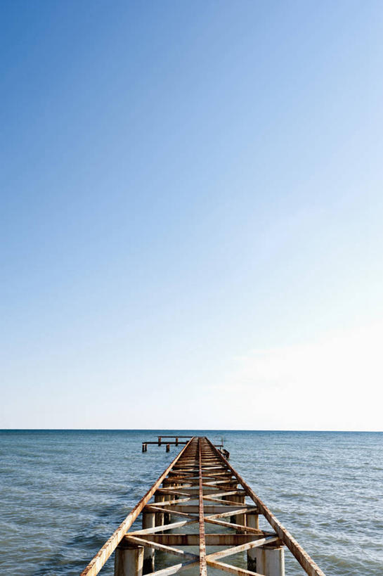 无人,码头,竖图,室外,白天,正面,旅游,度假,海浪,海洋,美景,港口,土耳其,亚洲,阴影,光线,木板,影子,景观,浪花,水平线,桥,辽阔,木桥,海平线,娱乐,栈桥,蓝色,蓝天,天空,阳光,自然,海水,天,享受,休闲,广阔,景色,放松,晴朗,人行桥,木板桥,一望无际,自然风光,西亚,海景,万里无云,无边无际,一马平川,安塔利亚省,大海,风浪,海,海水的波动,近岸浪,涌浪,晴空,晴空万里,彩图,摆渡口,埠头,渡口,渡头,港湾,海港,货运码头,口岸,商港,贝雷库,水天相接,水天一线,土耳其共和国