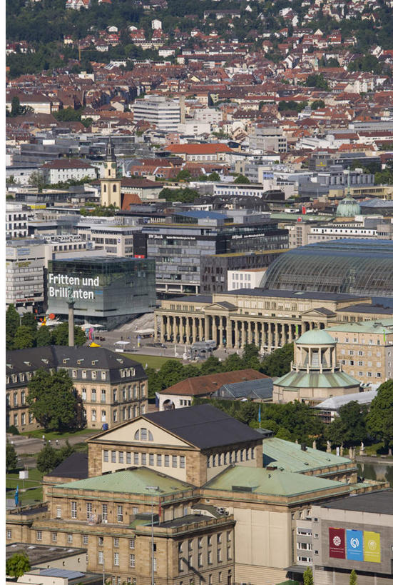 无人,家,竖图,俯视,室外,白天,度假,美景,植物,城市风光,城市,建筑,德国,欧洲,瓦片,房屋,屋顶,屋子,景观,公寓,顶棚,瓦,娱乐,洋房,楼房,住宅,树,树木,绿色,自然,享受,休闲,景色,放松,建造,生长,成长,西欧,屋瓦,斯图加特,德意志联邦共和国,州府,巴登.符腾堡,巴登.符腾堡州,巴符州,彩图,高角度拍摄,房子