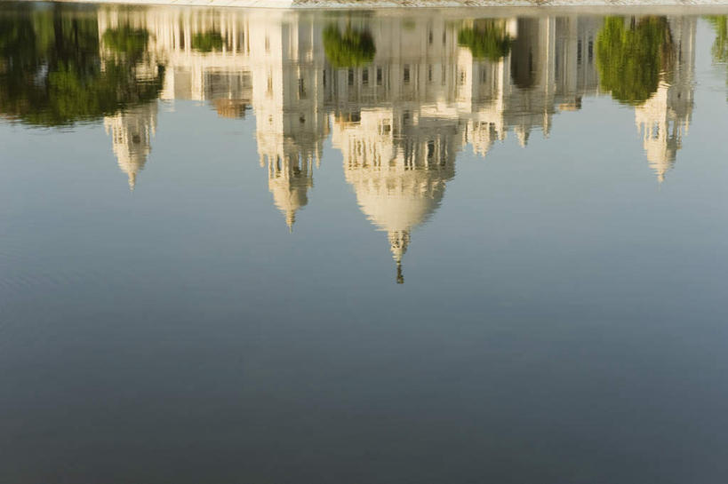 无人,博物馆,横图,室外,白天,正面,旅游,度假,植物,标志建筑,地标,建筑,印度,亚洲,阴影,研究,光线,影子,教育,娱乐,建设,树,树木,蓝色,绿色,蓝天,天空,阳光,自然,天,享受,休闲,旅游胜地,放松,生长,晴朗,成长,展览,欣赏,南亚,陈列,万里无云,首府,印度共和国,加尔各答,典藏,西孟加拉邦,晴空,晴空万里,彩图