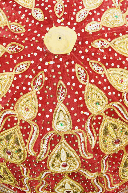 无人,竖图,室内,特写,白天,正面,静物,纺织品,装饰,伞,手工制品,图像,阳伞,工艺品,华丽,修饰,点缀,衬托,美观,雅致,雅观,构图,式样,彩图