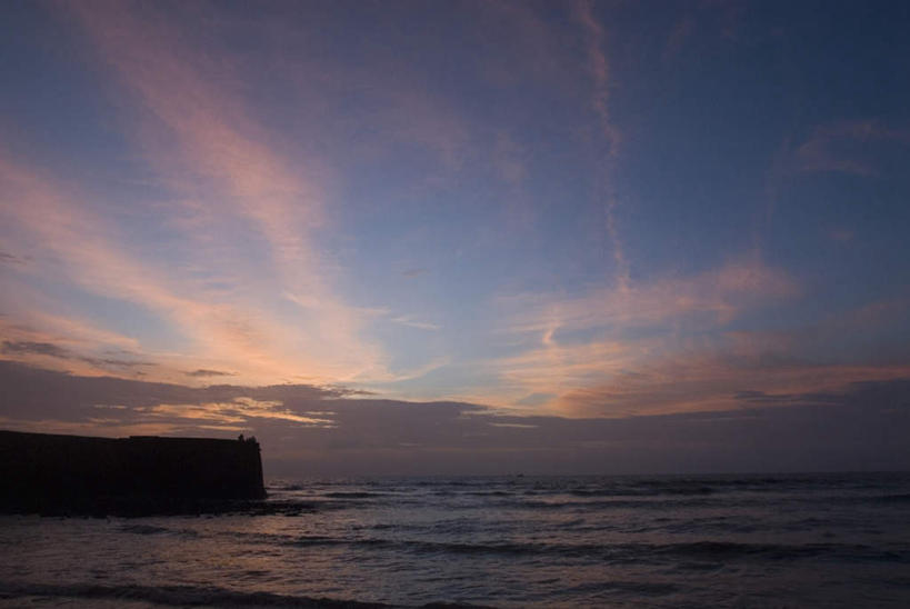无人,横图,室外,白天,仰视,旅游,度假,海浪,海洋,美景,日落,沙滩,印度,亚洲,沙子,海岸,景观,浪花,水平线,晚霞,霞光,辽阔,海平线,沙地,娱乐,自然,海水,黄昏,享受,休闲,广阔,景色,彩霞,放松,一望无际,自然风光,南亚,海景,印度共和国,无边无际,一马平川,果阿,果阿邦,大海,风浪,海,海水的波动,海滩,近岸浪,涌浪,夕阳,彩图,低角度拍摄,水天相接,水天一线