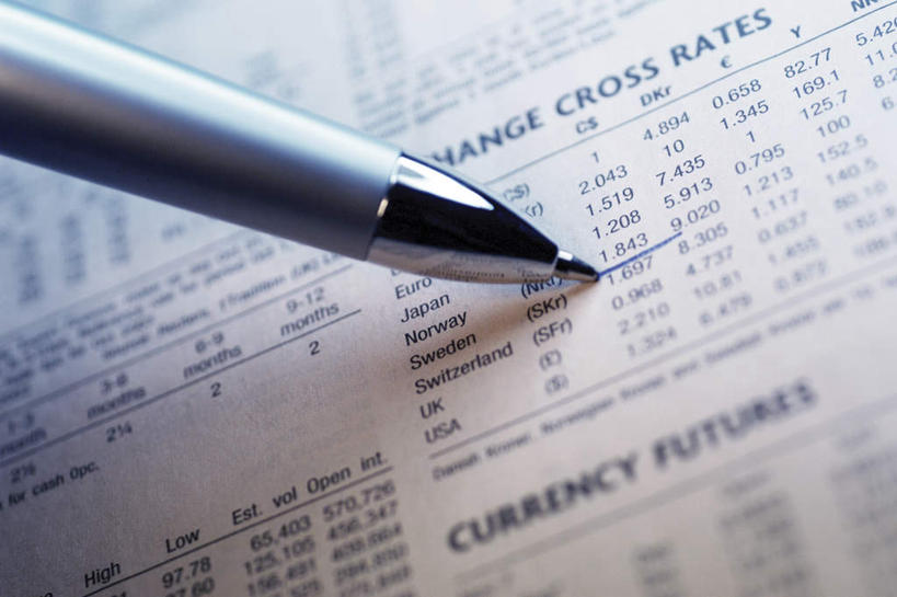 无人,横图,俯视,室内,特写,白天,数据,静物,英文,笔,标志,材料,档案,数字,文件,文字,字符,字母,办公用品,标识,水笔,文具,学习用品,资料,报表,阿拉伯数字,英文字母,文具用品,文档,彩图,高角度拍摄