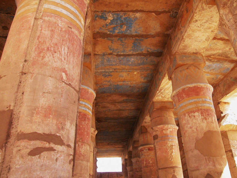 无人,横图,室内,白天,仰视,旅游,度假,石头,名胜古迹,天花板,标志建筑,地标,建筑,非洲,埃及,遗迹,石子,柱子,屋顶,神庙,顶棚,古迹,文物,娱乐,建设,古建筑,享受,休闲,旅游胜地,放松,古埃及,古文明,北非,阿拉伯埃及共和国,金字塔之国,棉花之国,卡尔纳克神庙,卡纳克神庙,阿非利加洲,底比斯,百门之都,石块,彩图,低角度拍摄