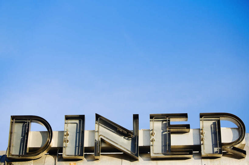 无人,横图,室外,白天,仰视,度假,美景,城市风光,城市,阴影,光线,英文,标志,文字,影子,字符,字母,景观,娱乐,标识,蓝色,蓝天,天空,阳光,天,享受,休闲,景色,放松,晴朗,英文字母,咖啡店,咖啡屋,万里无云,晴空,晴空万里,彩图,低角度拍摄,咖啡馆