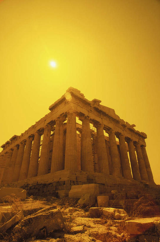 无人,竖图,室外,白天,仰视,旅游,度假,石头,名胜古迹,日落,太阳,标志建筑,地标,建筑,希腊,欧洲,一排,许多,阴影,遗迹,整齐,光线,石子,影子,柱子,晚霞,霞光,落日,首都,古迹,破坏,文物,娱乐,建设,古建筑,破损,排列,阳光,黄昏,享受,休闲,旅游胜地,彩霞,放松,损坏,队列,帕特农神庙,雅典,古文明,雅典卫城,希腊共和国,帕特农神殿,雅典娜神庙,夕照,石块,岩石,夕阳,彩图,低角度拍摄,斜阳