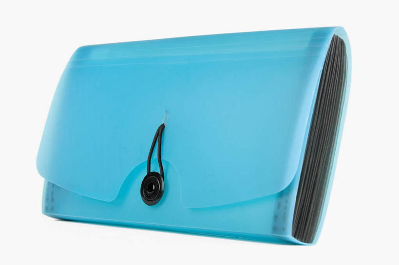 无人,横图,俯视,室内,特写,白天,白色背景,静物,阴影,反射,影子,一个,蓝色,摄影,皮夹子,钱包,影棚,单个,零钱包,皮夹,彩图,高角度拍摄,影棚拍摄,拍摄