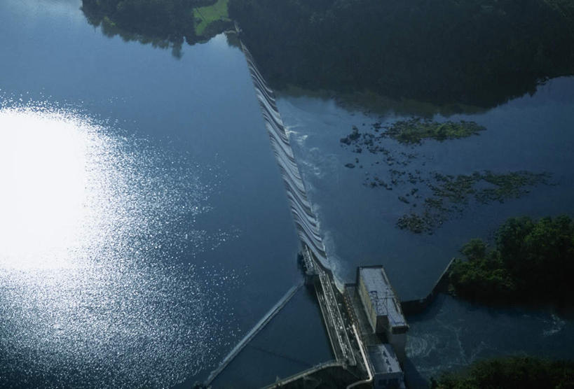 无人,横图,俯视,航拍,室外,白天,旅游,度假,灌溉,河流,美景,水,建筑,格鲁吉亚,亚洲,蓄水,阴影,波纹,光线,影子,河水,景观,水流,涟漪,娱乐,建设,水坝,水库,水纹,阳光,自然,波浪,享受,休闲,发电,景色,放松,波光粼粼,鸟瞰,自然风光,西亚,坝,航运,水晕,防洪,供水,水力发电,彩图,高角度拍摄