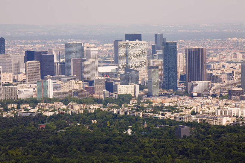 无人,家,横图,全景,室外,白天,正面,度假,美景,森林,树林,天际线,植物,城市风光,城市,法国,巴黎,欧洲,许多,阴影,光线,影子,房屋,屋子,地平线,景观,辽阔,地面,首都,娱乐,楼房,住宅,树,树木,排列,蓝色,绿色,蓝天,天空,阳光,自然,天,享受,休闲,广阔,景色,放松,生长,晴朗,成长,一望无际,延伸,万里无云,法兰西共和国,天地相交,法兰西第五共和国,摆列,无边无际,一马平川,晴空,晴空万里,彩图,房子,布列,分列