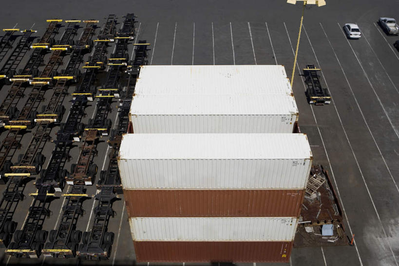 无人,码头,横图,俯视,航拍,室外,白天,度假,美景,城市风光,城市,道路,港口,路,公路,汽车,一堆,许多,阴影,堆叠,堆积,光线,影子,景观,集装箱,交通,娱乐,货柜,车,阳光,箱子,交通工具,轿车,享受,休闲,景色,放松,运输,堆,鸟瞰,载具,物流,马路,彩图,高角度拍摄,摆渡口,埠头,渡口,渡头,港湾,海港,货运码头,口岸,商港