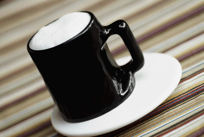 咖啡,无人,横图,俯视,室内,特写,白天,幸福,桌面,桌子,杯子,餐具,阴影,反射,木制,瓷器,碟子,盘,影子,咖啡杯,陶瓷制品,一杯,娱乐,饮料,一个,盘子,木制品,碟,享受,休闲,温馨,放松,乐趣,摄影,影棚,单个,提神,舒适,瓷杯,醒脑,软饮料,彩图,高角度拍摄,影棚拍摄,拍摄