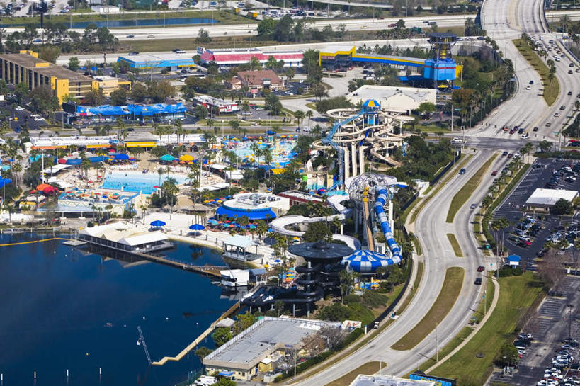 无人,家,高楼大厦,横图,俯视,航拍,室外,白天,度假,办公楼,草地,草坪,海浪,海洋,美景,植物,城市风光,城市,大厦,道路,建筑,路,摩天大楼,写字楼,公路,美国,房屋,屋子,景观,浪花,公寓,交通,娱乐,洋房,楼房,住宅,草,树,树木,绿色,自然,海水,楼宇,享受,休闲,商务楼,景色,放松,生长,成长,北美,北美洲,鸟瞰,美洲,海景,佛罗里达,奥兰多,佛罗里达州,佛州,阳光州,北亚美利加洲,亚美利加洲,奥兰多市,大海,风浪,海,海水的波动,近岸浪,涌浪,马路,彩图,高角度拍摄,房子,大楼,高层建筑,高楼,摩天楼